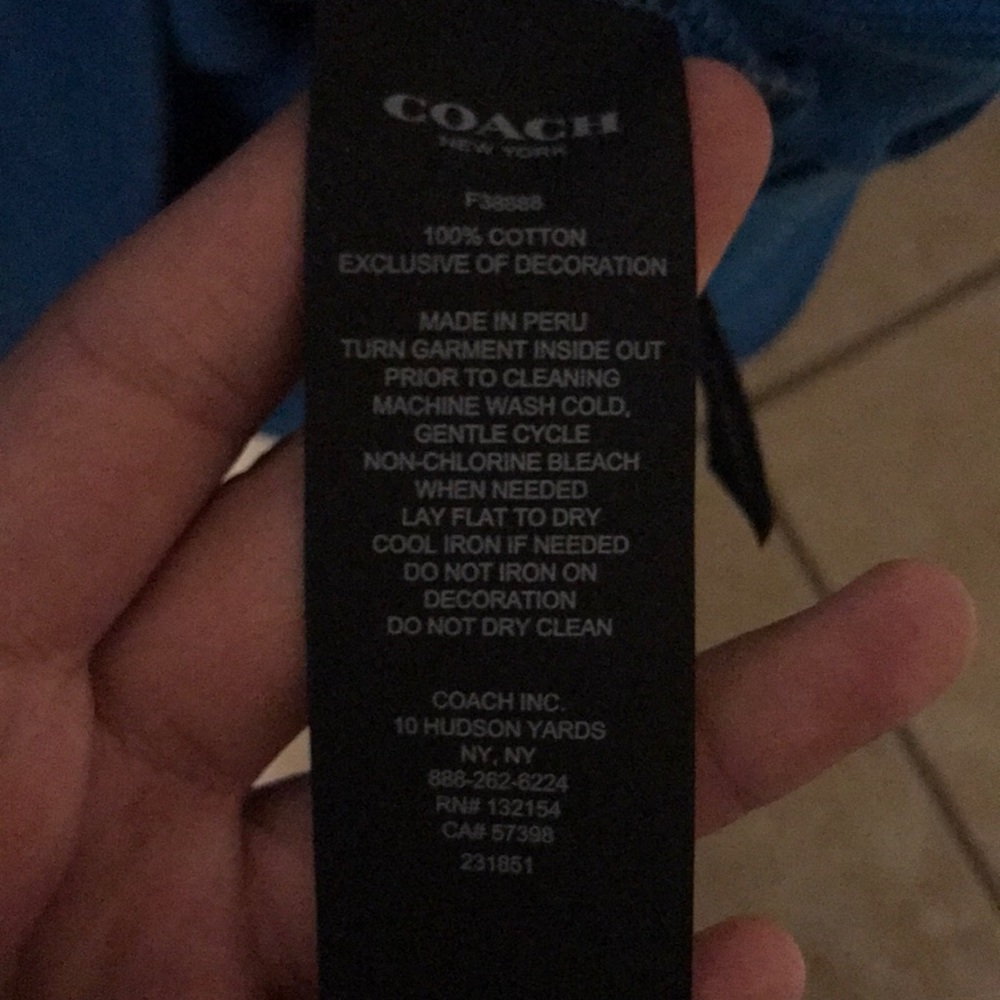 Coach - Picture 4 of 4